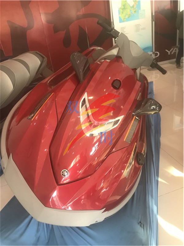 摩托艇罩壳